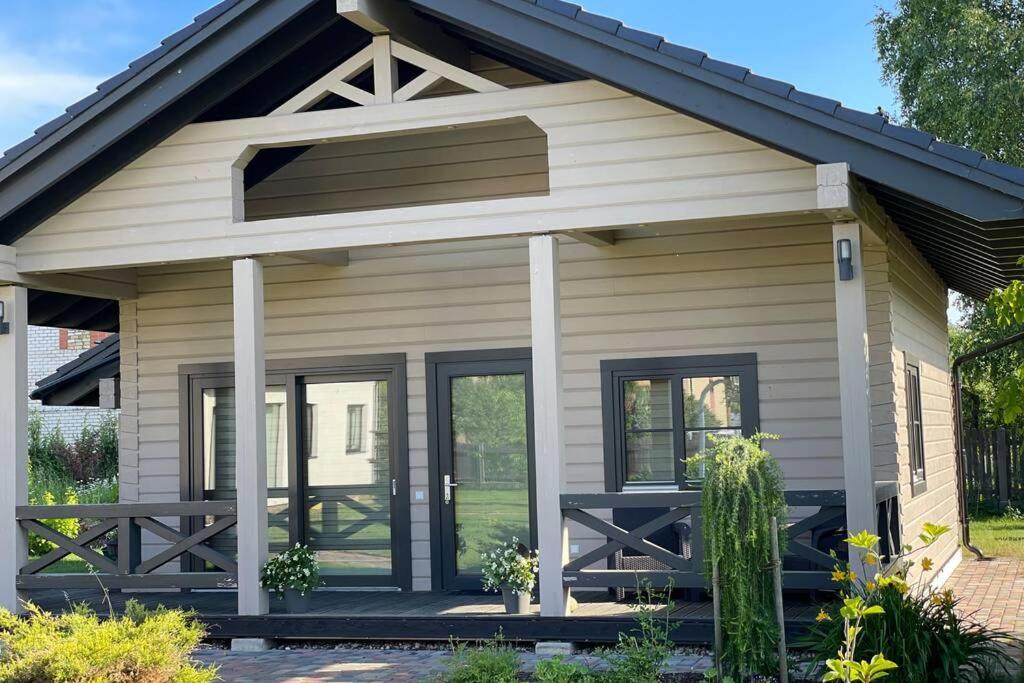 Dore Lielvarde Bagian luar foto